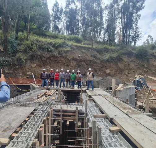 Trabajos sobre el tablero del puente